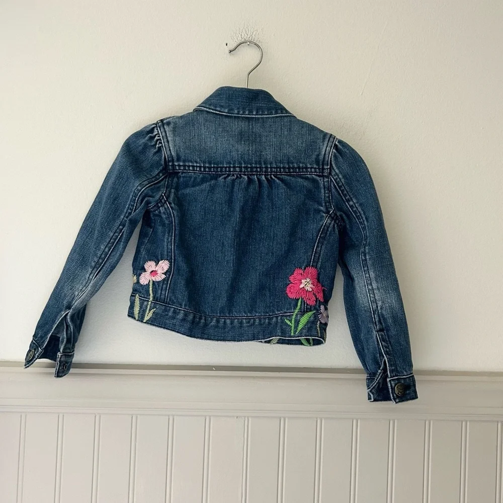 GAP Girls 3T Kids Blue Denim Jean Jacket with Floral Embroidered